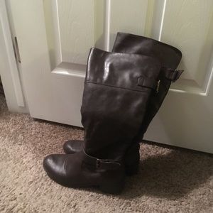 Rampage size 7 1/2 brown boots